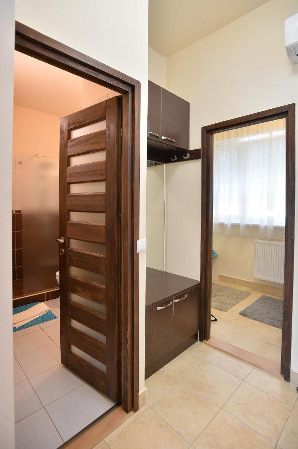 Netta Apartman Eger Kültér fotó