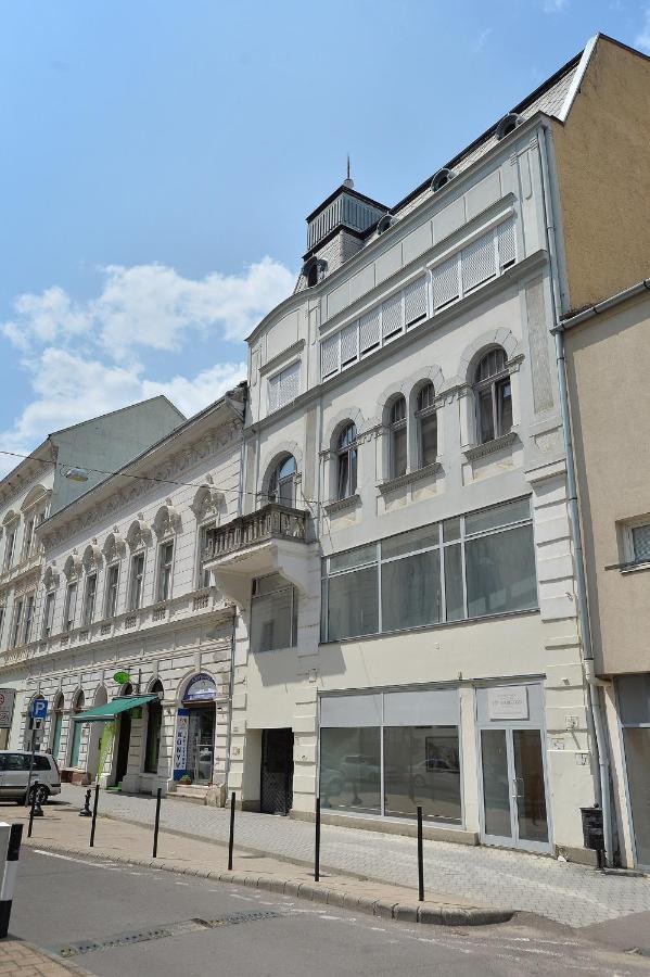 Netta Apartman Eger Kültér fotó